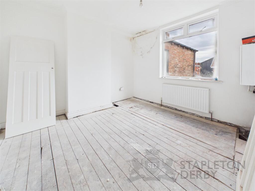 House in St Helens, Cowley Hill - More