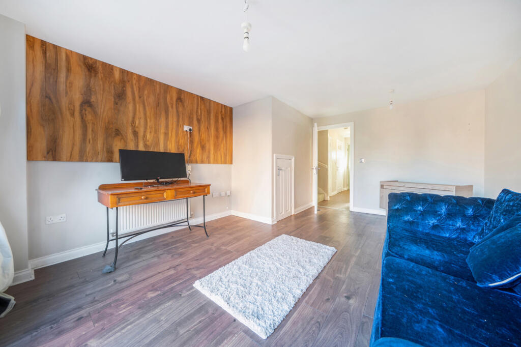 House in Reading - View 4