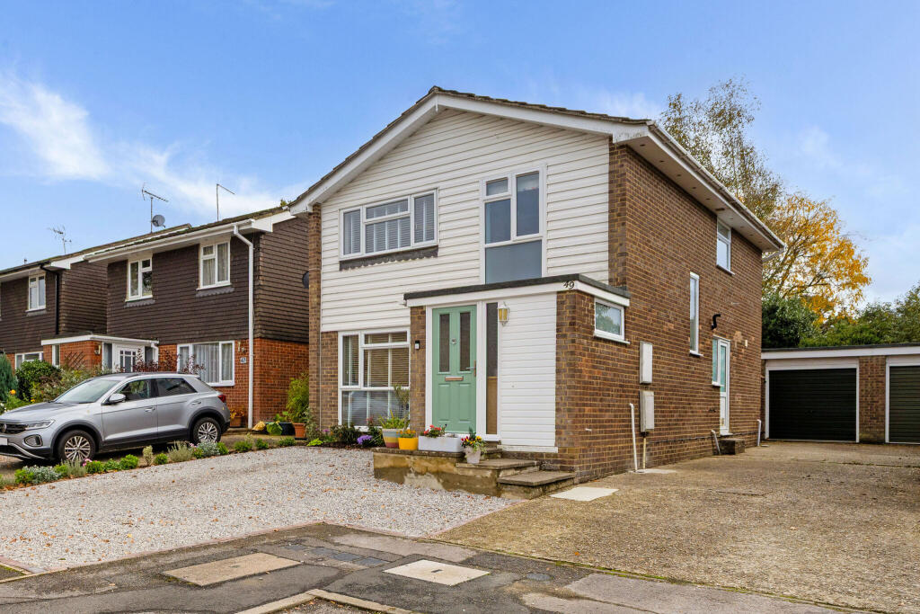 Main image of property: Stonehouse Road, Liphook, GU30