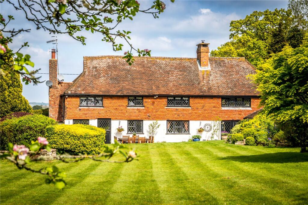 Main image of property: Alfold Road, Cranleigh, Surrey, GU6