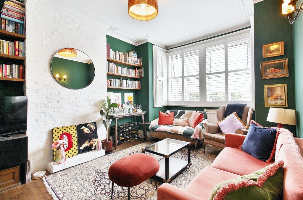 Main image of property: St. Johns Road, Isleworth, TW7