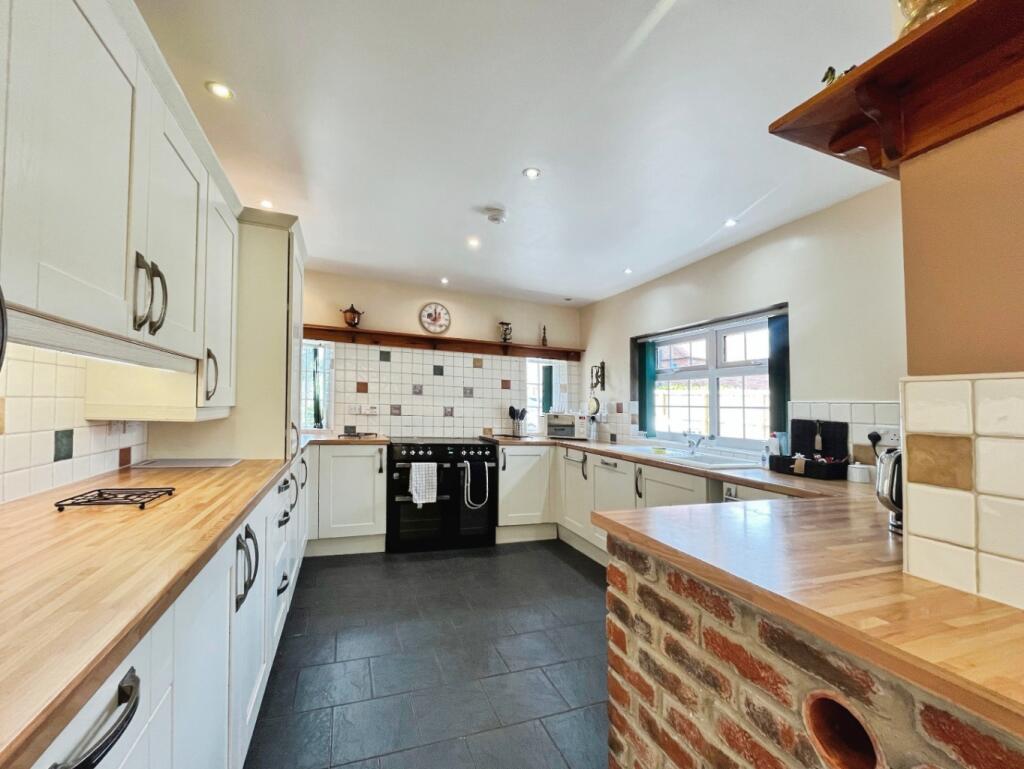 House in York, Bempton - More