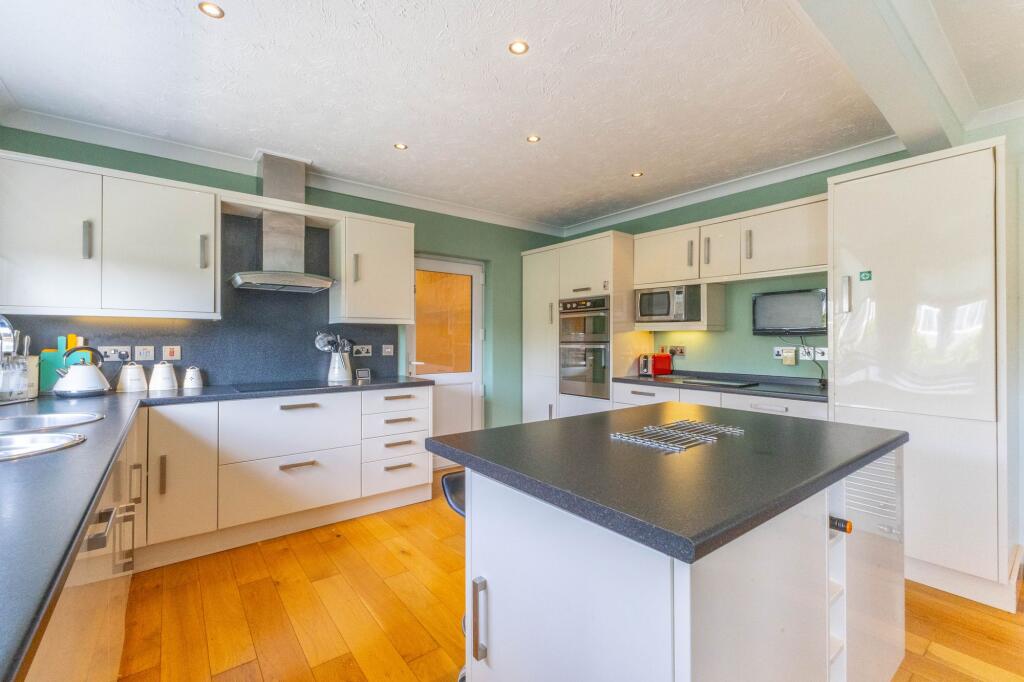 House in Lancaster - View 4