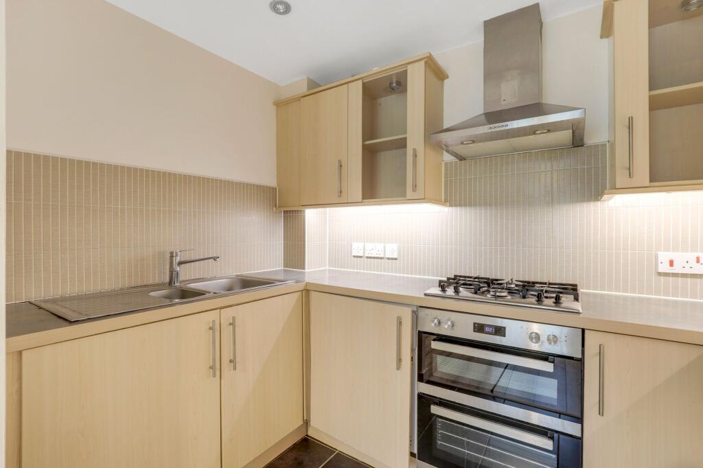 House in Nottingham - View 5