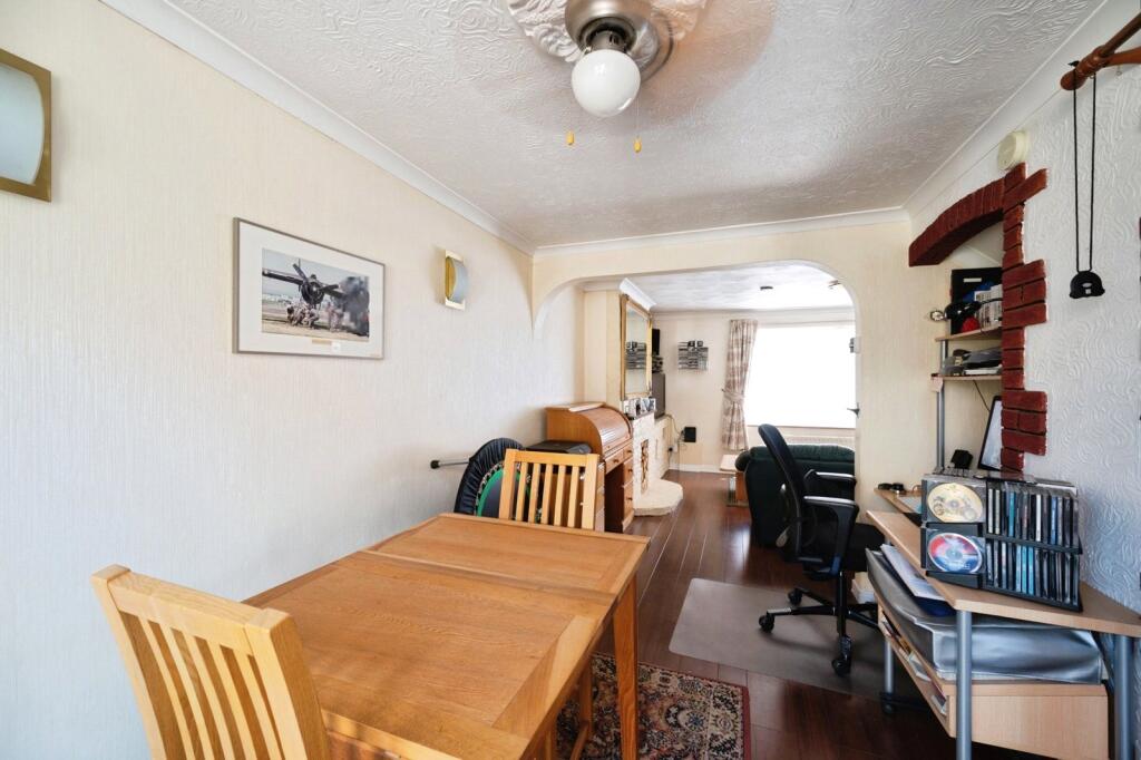 House in Portsmouth - More