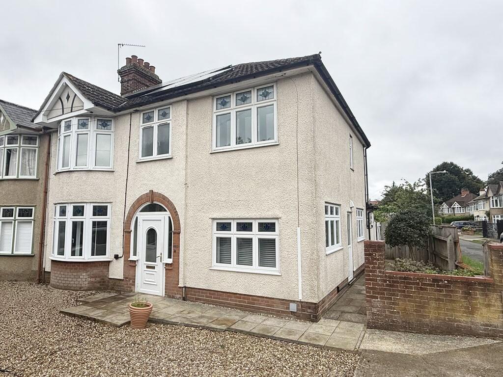 Main image of property: Colchester Road, Ipswich, Suffolk, IP4