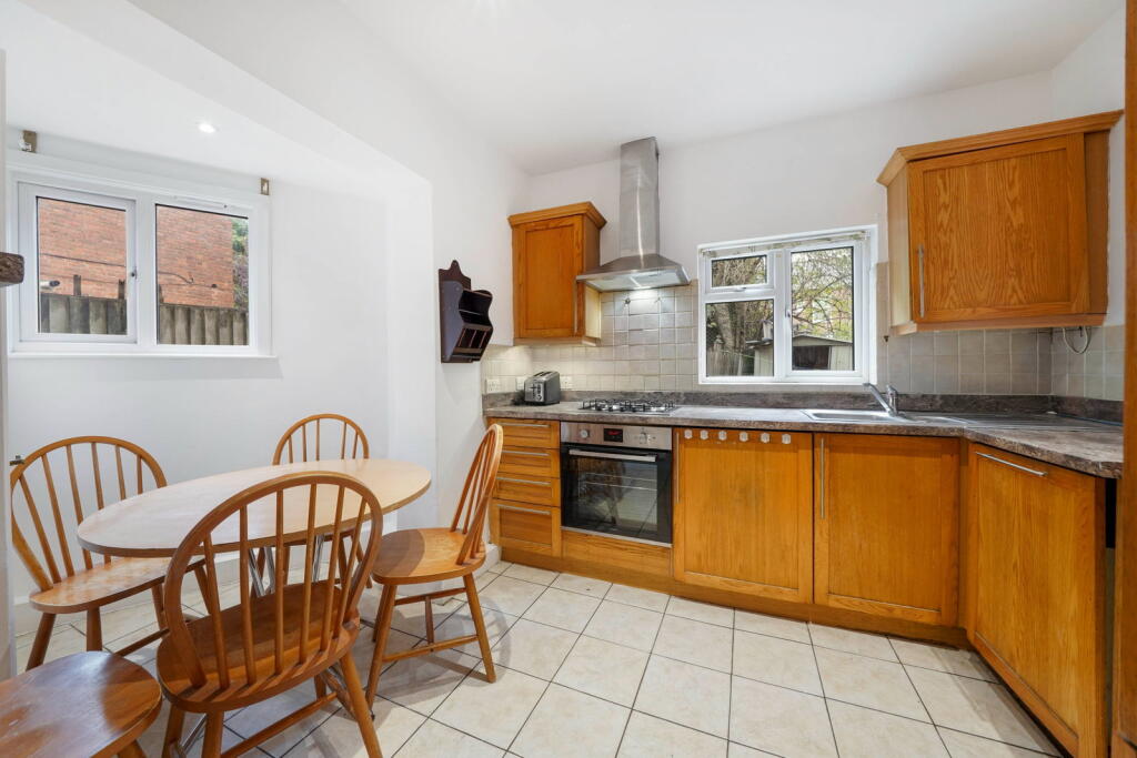 Apartment in London - More