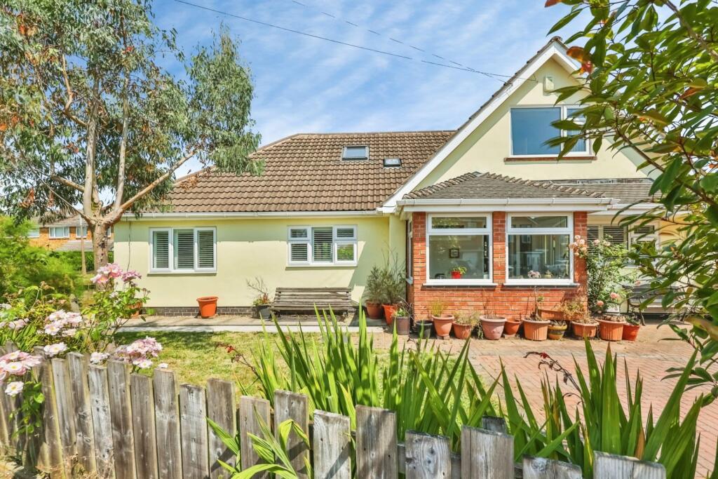 Frances Grove, Hucknall, Nottingham, NG15