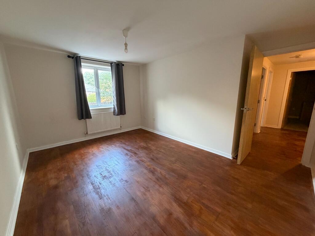 Apartment in Sunderland, North East - View 5