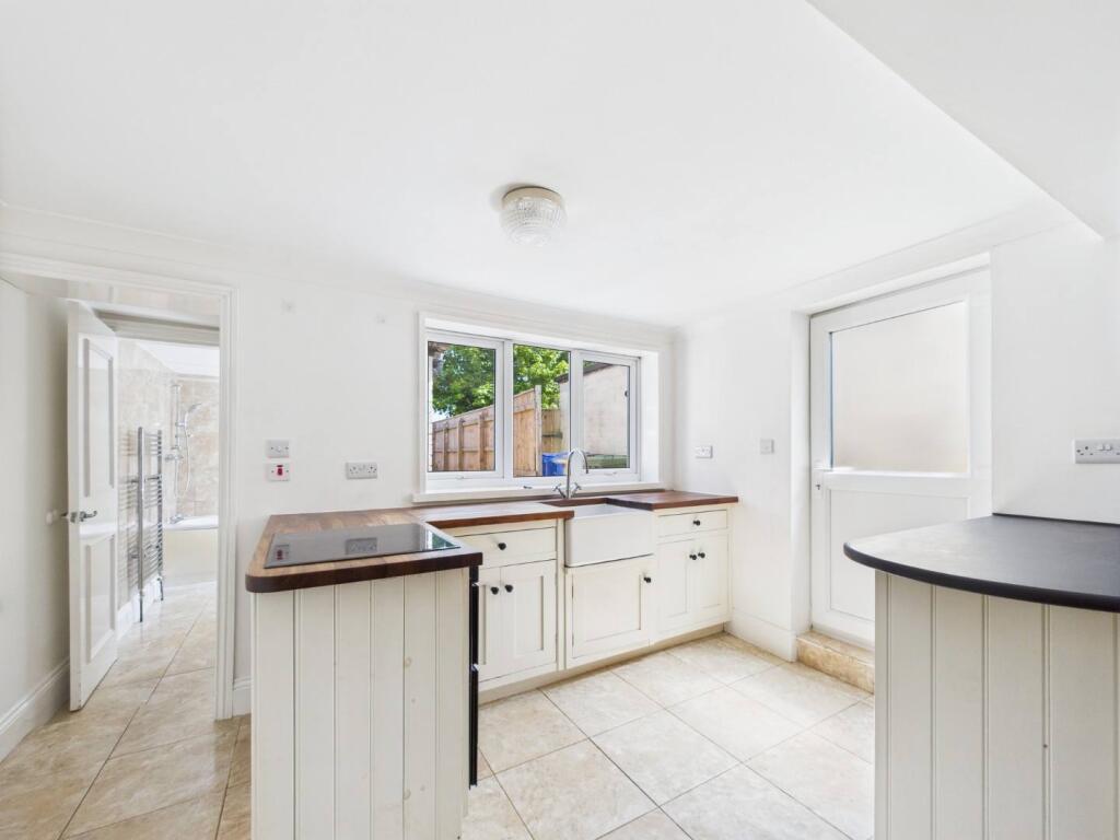 Middle Street, Nafferton, YO25 4JS photo 3