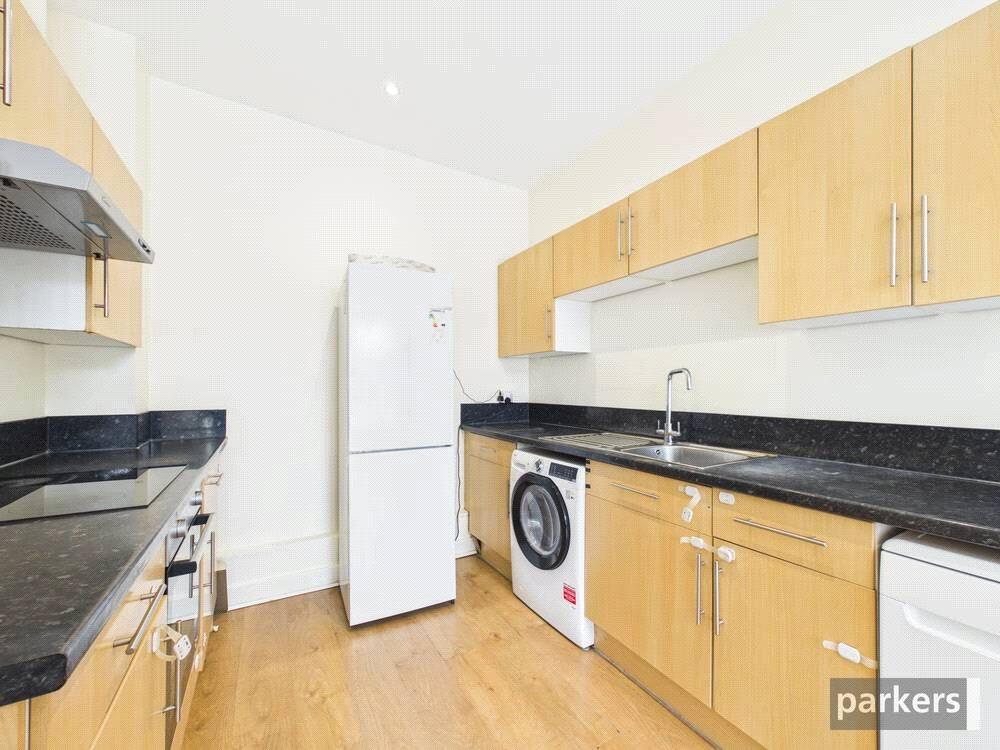 Apartment in Reading - View 4