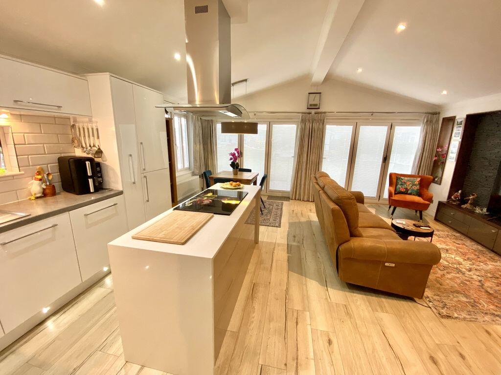 House in Winchester, Boarhunt - View 5