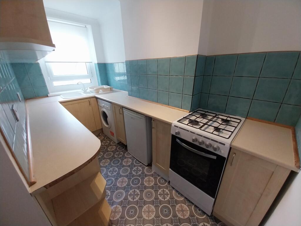 Apartment in Cardiff, Grangetown - View 3