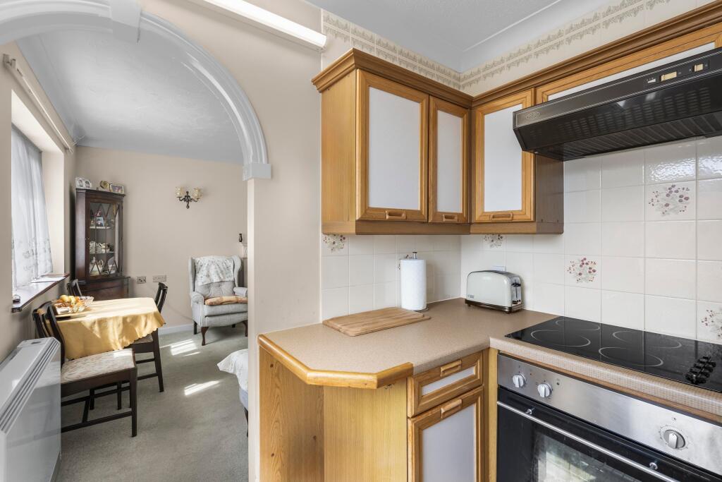Apartment in Stevenage - View 5