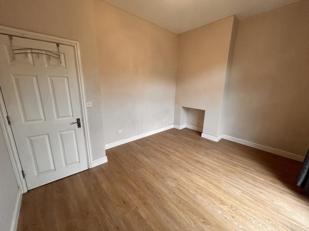 Apartment in Milton Keynes - More