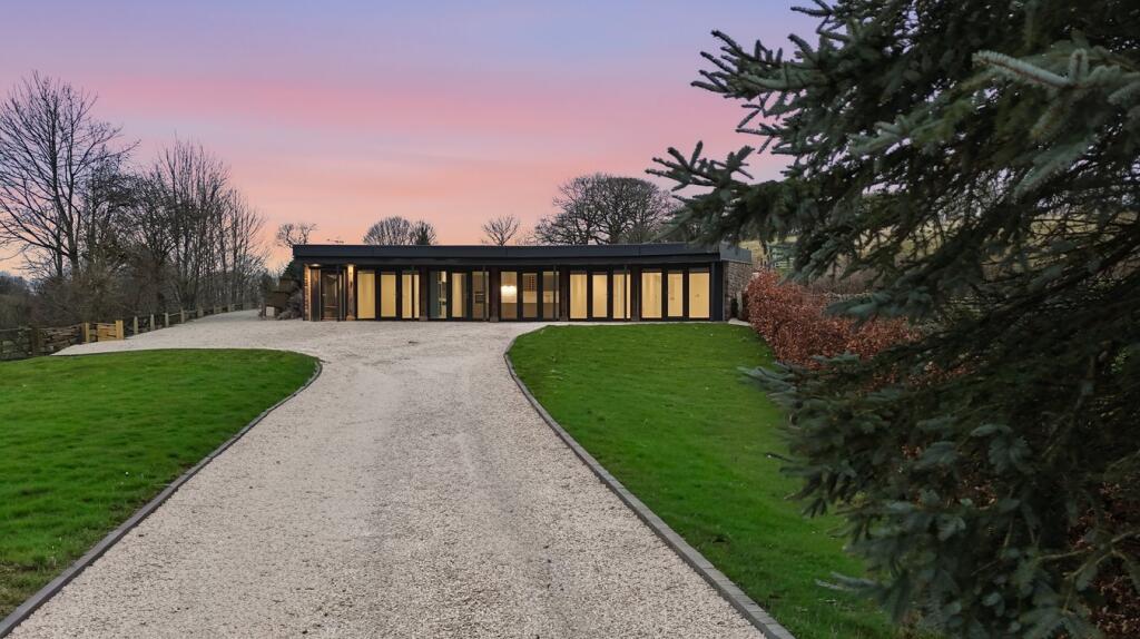 Main image of property: Hobbit Cottage, Wennington, Lancaster, LA2