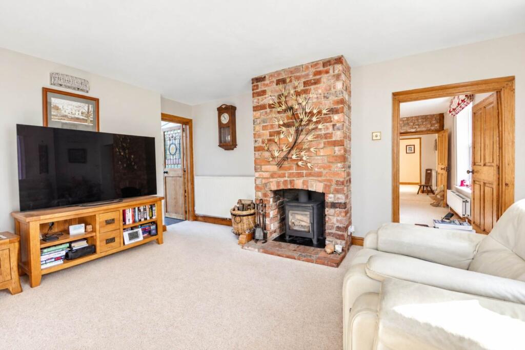 House in Wychavon, Bredon - More