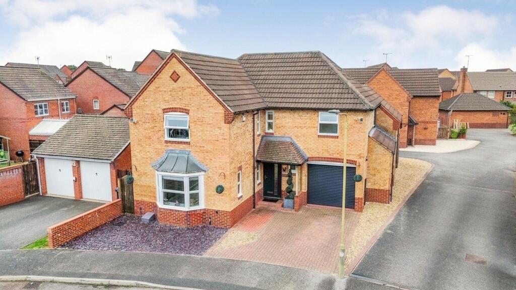 4-bed detached on Windrush Road, Hilton, DE65, £475,000