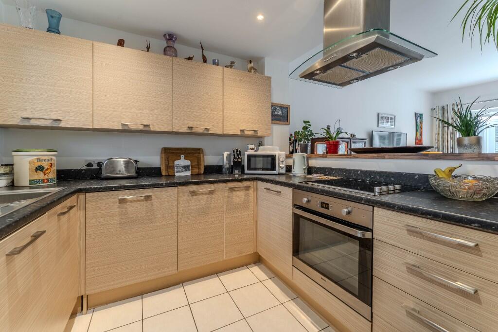 Forest View, Highcliffe, BH23 photo 3