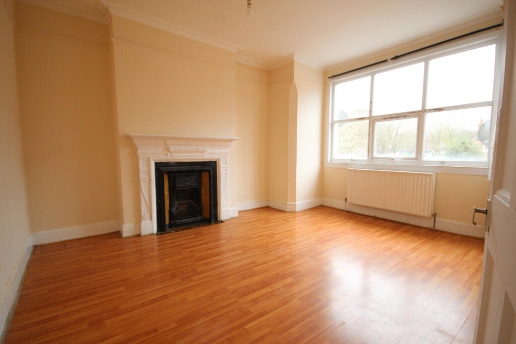 Crouch Road, Neasden, London NW10 photo 4
