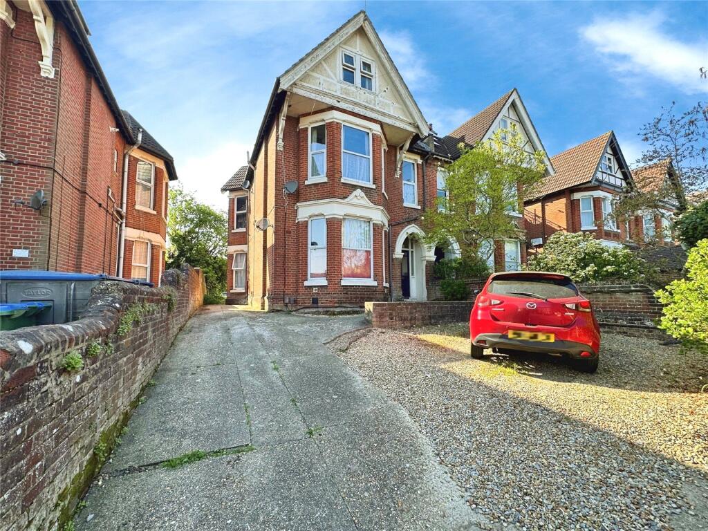 Main image of property: Hill Lane, SO15