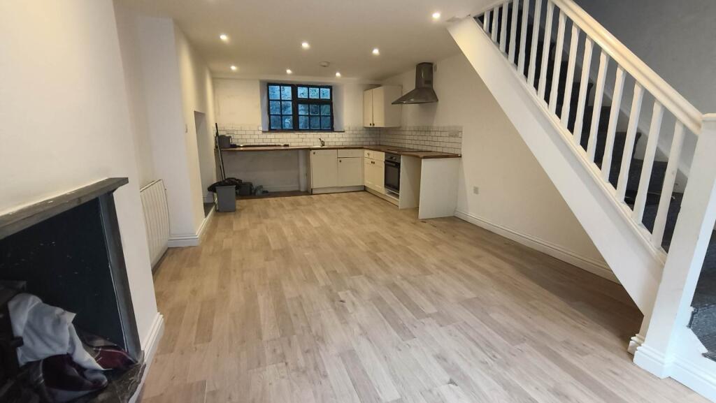 House in Plymouth - View 2