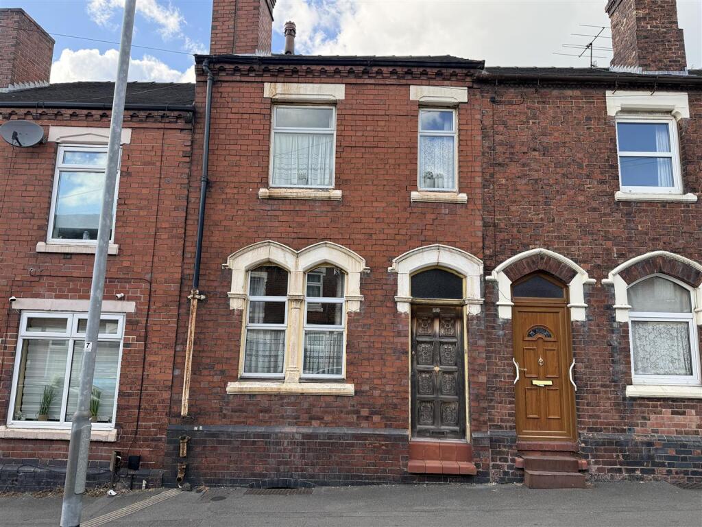 Main image of property: 56 Fenpark Road, Stoke-On-Trent, Staffordshire ST4 3JU