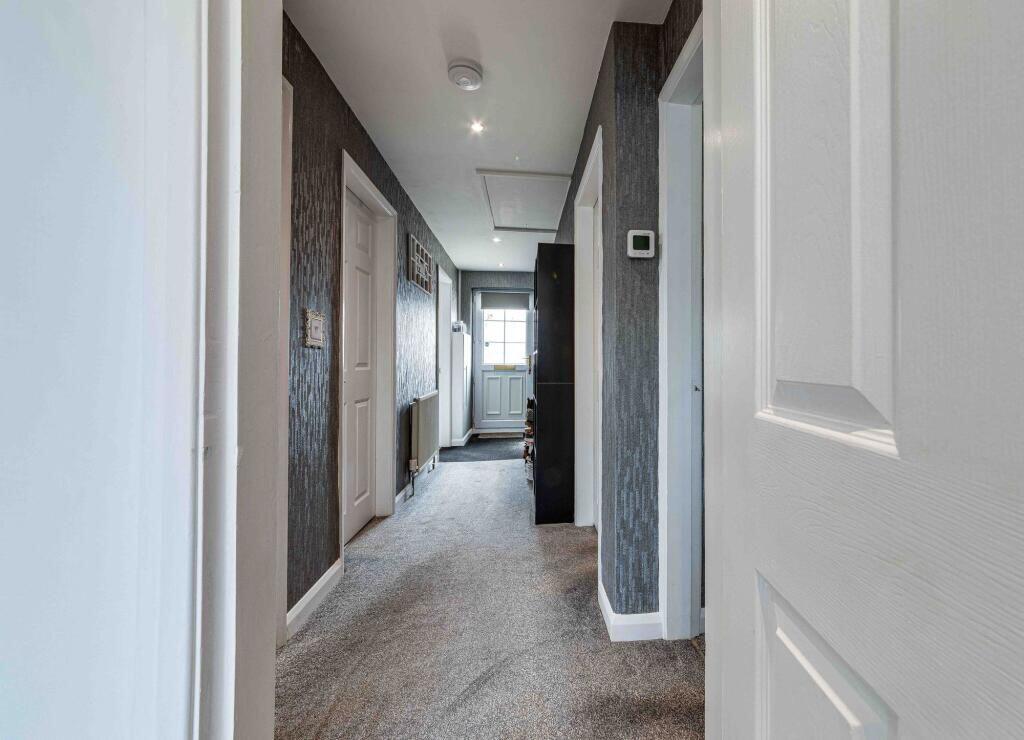 House in Doncaster, South Killingholme - View 3