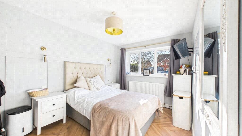Apartment in Guildford - View 4