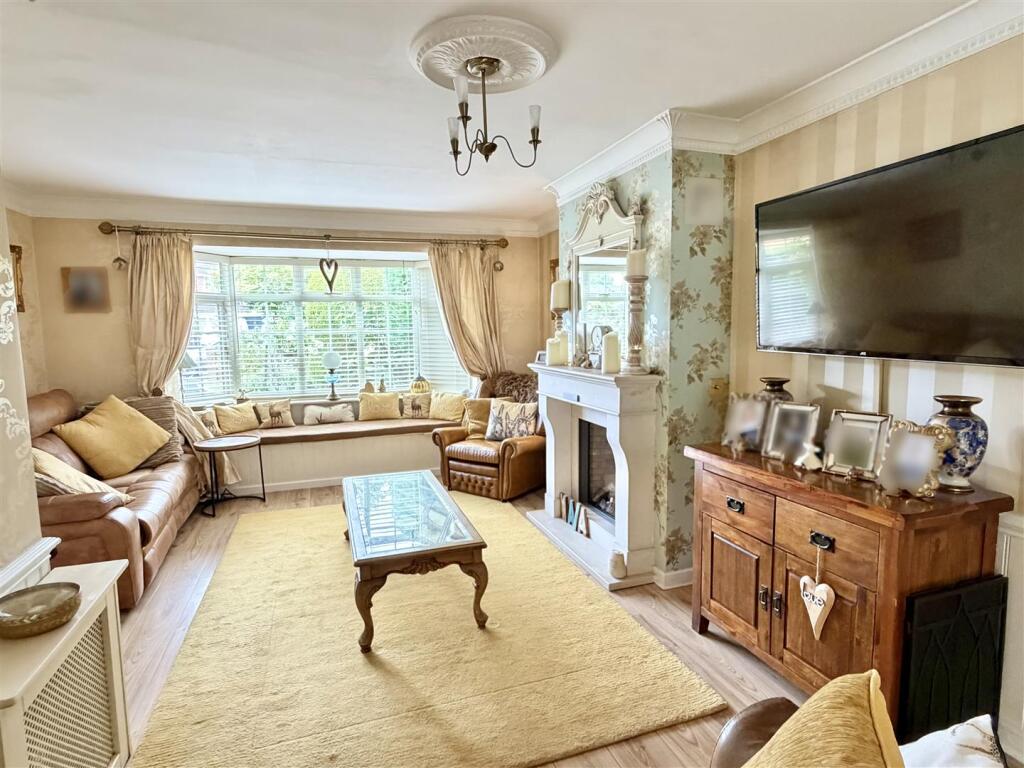 23 Burnham Avenue, Shrewsbury, SY2 5LL photo 3