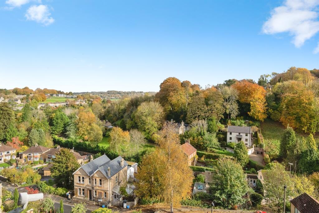 Wellsway, Bath photo 4