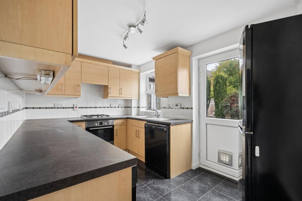 House in Slough - View 3