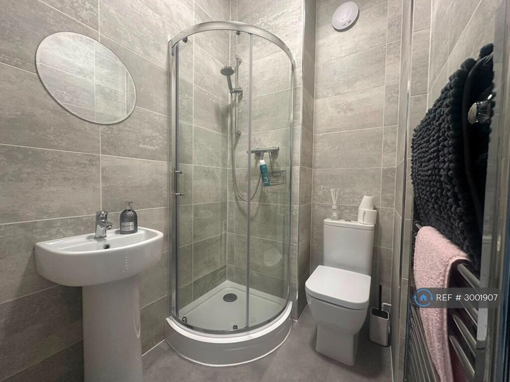 Apartment in Kilmarnock - More