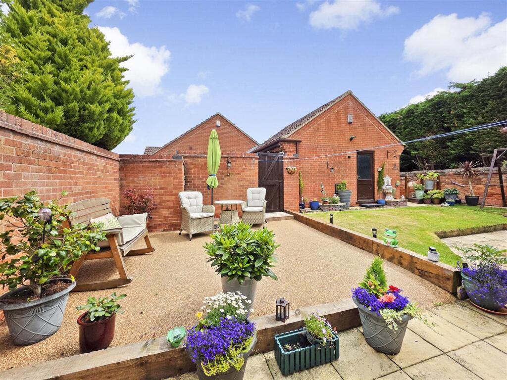 House in Newark and Sherwood, Gunthorpe - View 2
