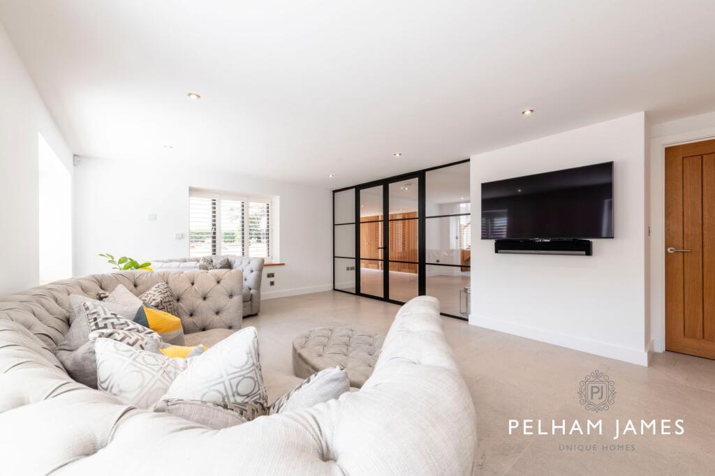 House in Peterborough - View 5