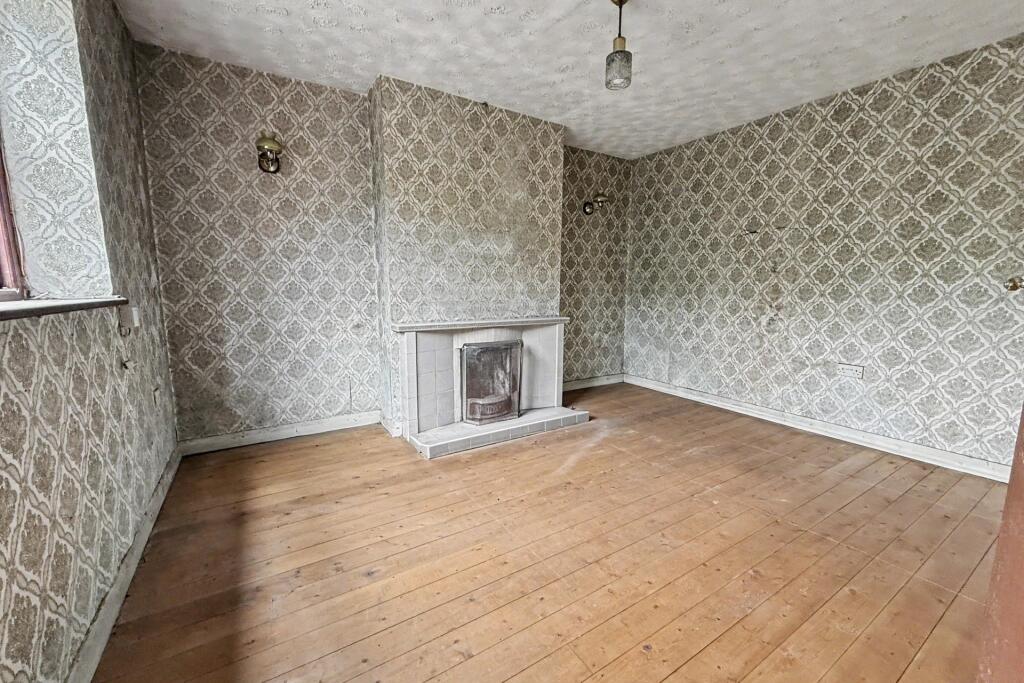 House in Ameysford, Tricketts Cross, Ferndown Town - View 5