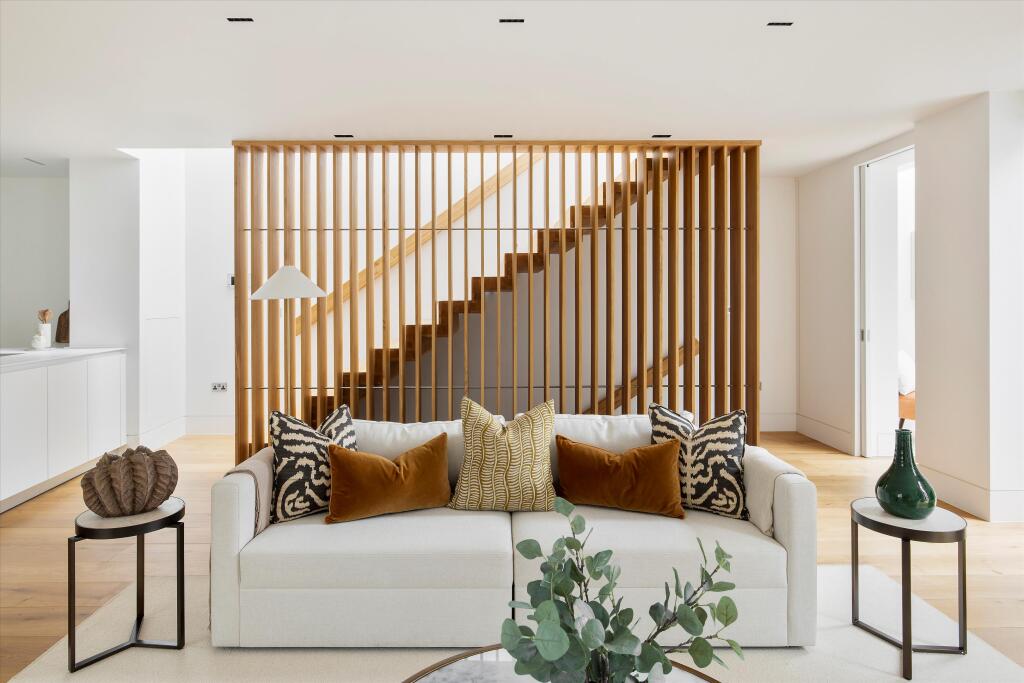 House in London, Lancaster West Estate, Notting Hill - View 3