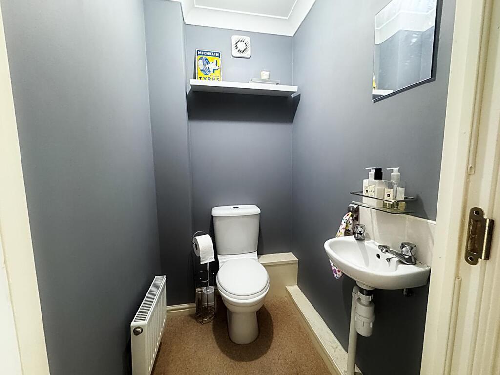 House in North Tyneside, North East - More