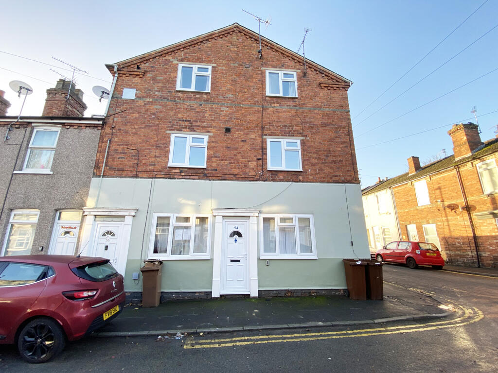 Main image of property: 54 Shakespeare Street, Lincoln, Lincolnshire, LN5 8JS