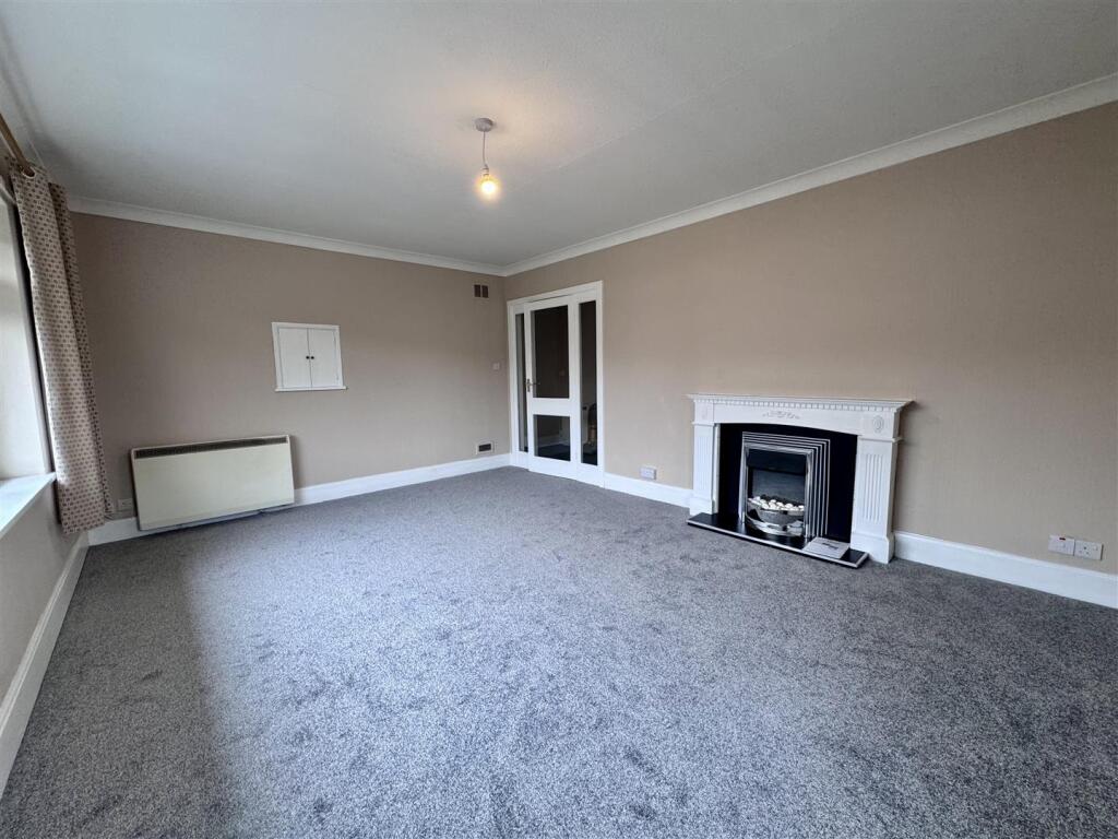 Apartment in Scarborough, North Yorkshire - View 2