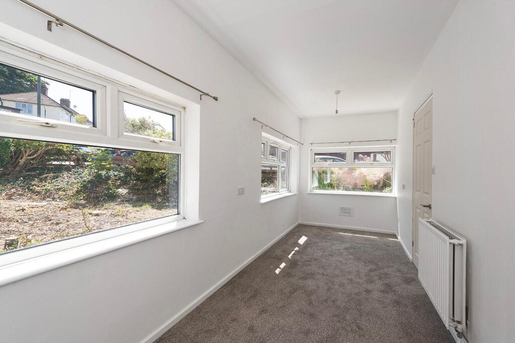 House in London - View 5