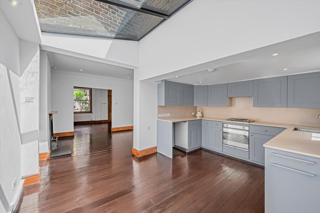 House in London, Angel, Barnsbury - View 2