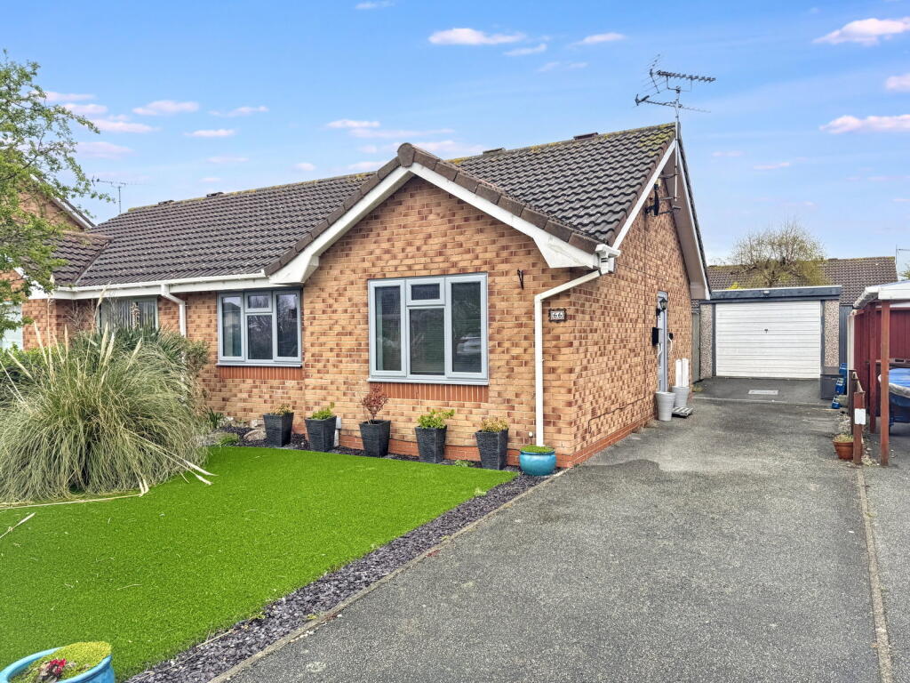 Main image of property: Lon Glanfor, Belgrano, Conwy, LL22 9YQ