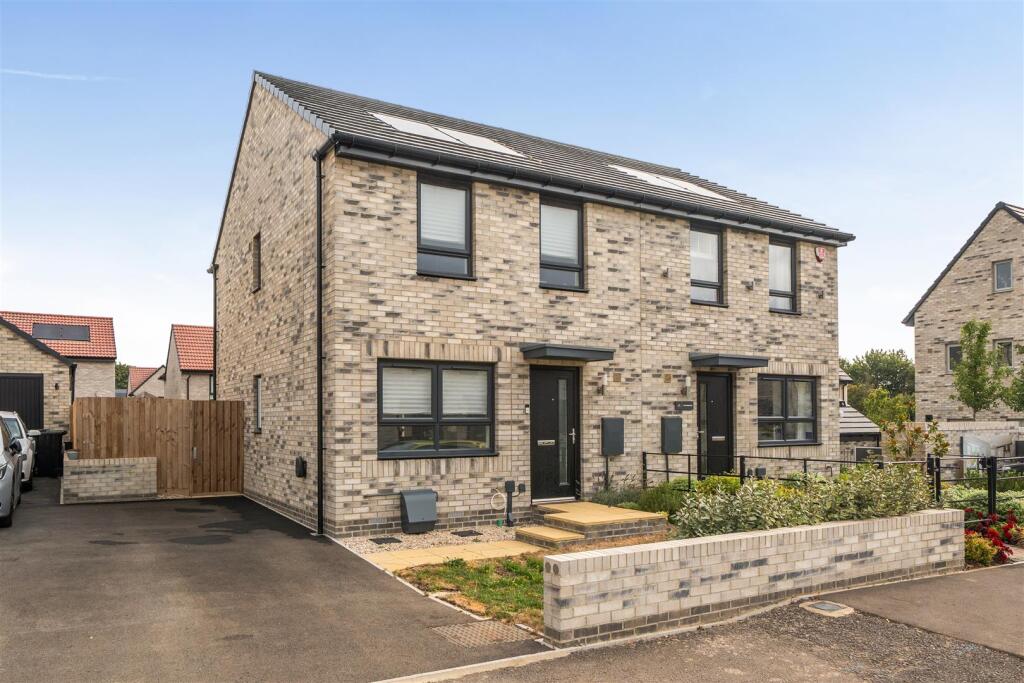Primrose Way, Stratton-On-The-Fosse, Radstock