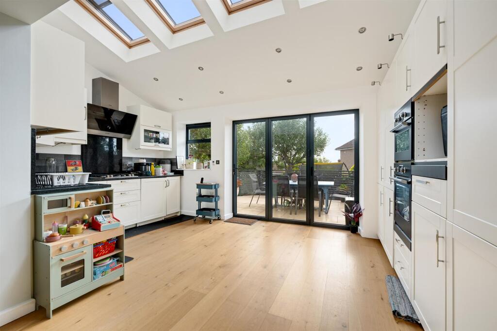 House in London, Eltham Park, Well Hall - View 5