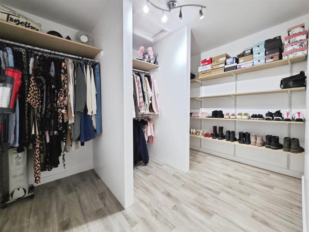 Additional image 17 of Walker Wood, Baildon, BD17 5BE