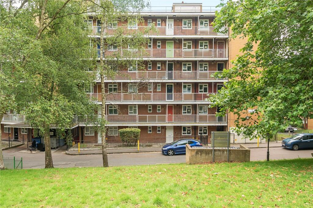 Apartment in London - View 2