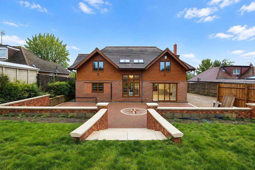 Main image of property: Toms Lane, Kings Langley