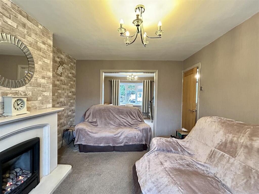 Cranmoor Crescent, Halesowen - View 4