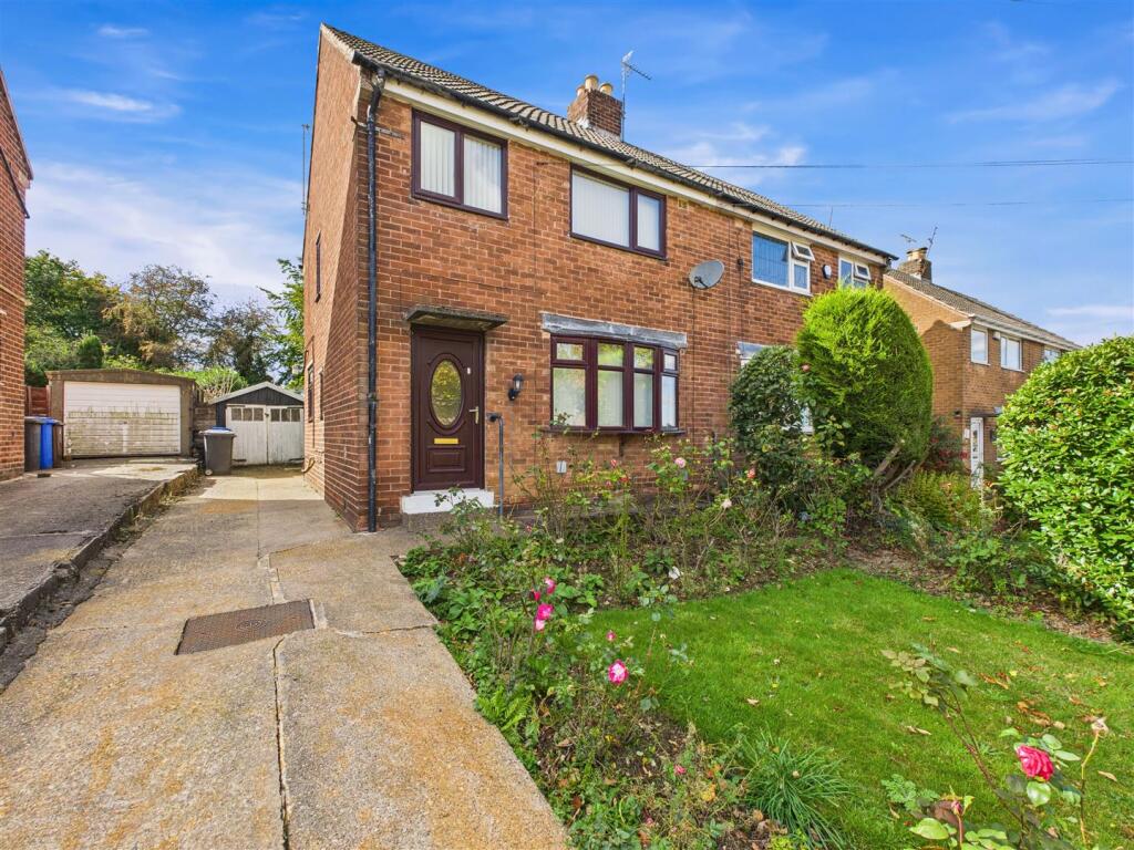 Main image of property: Quarry Vale Road, Sheffield